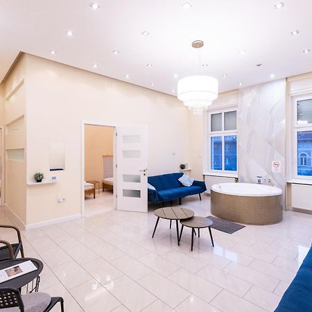 Erzsebet19 Apartment Budapest Ngoại thất bức ảnh